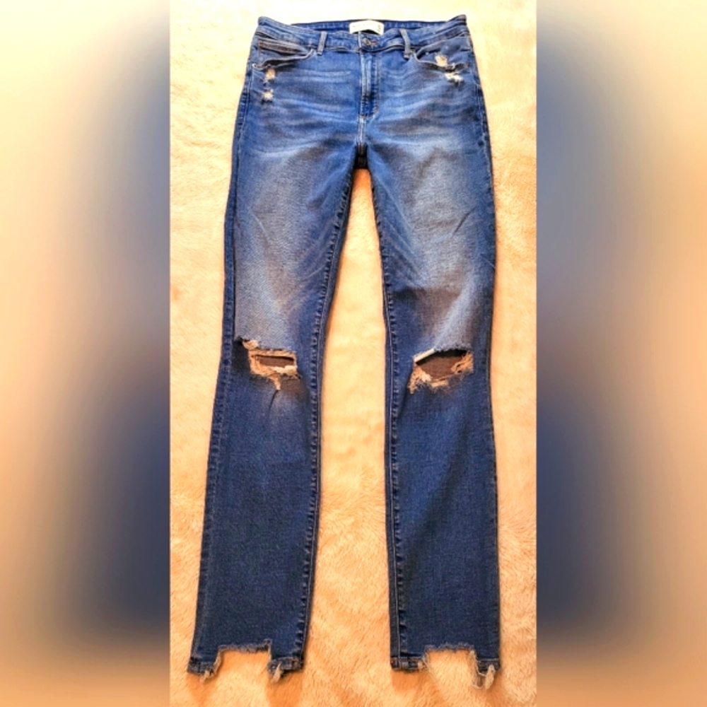 EUC ☆ A&F Skinny Jean's